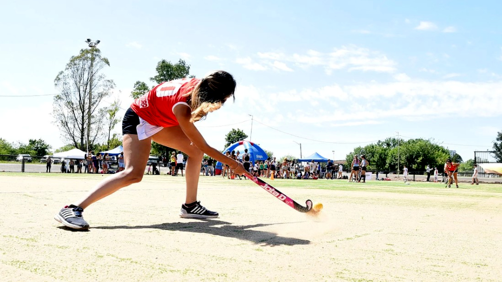 Construirán una nueva cancha de hockey