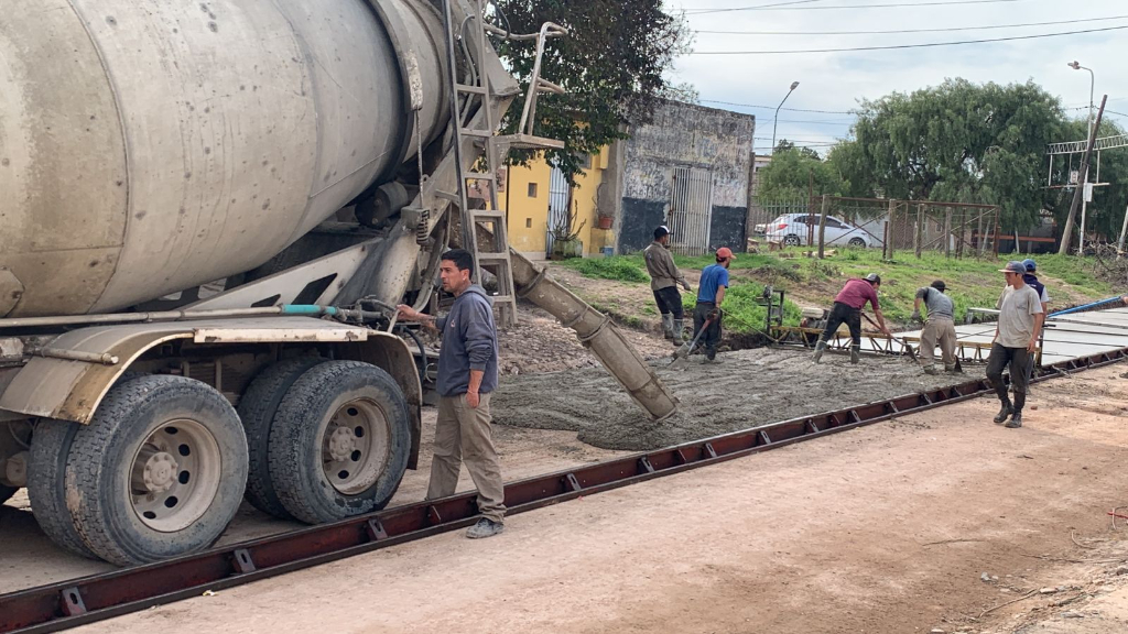 El municipio pavimentará 33 cuadras 