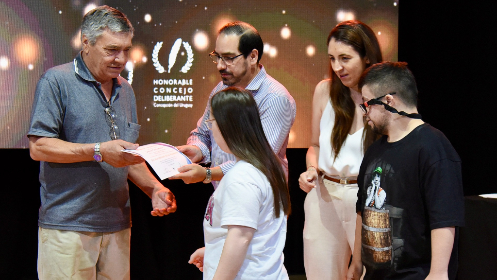 Reconocimiento al voluntariado uruguayense