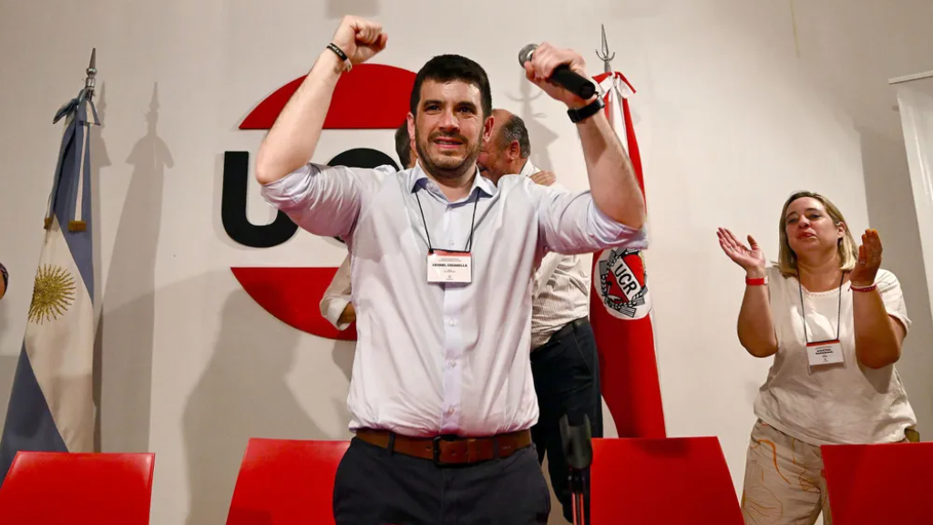 Chiarella asumió la presidencia de la UCR nacional