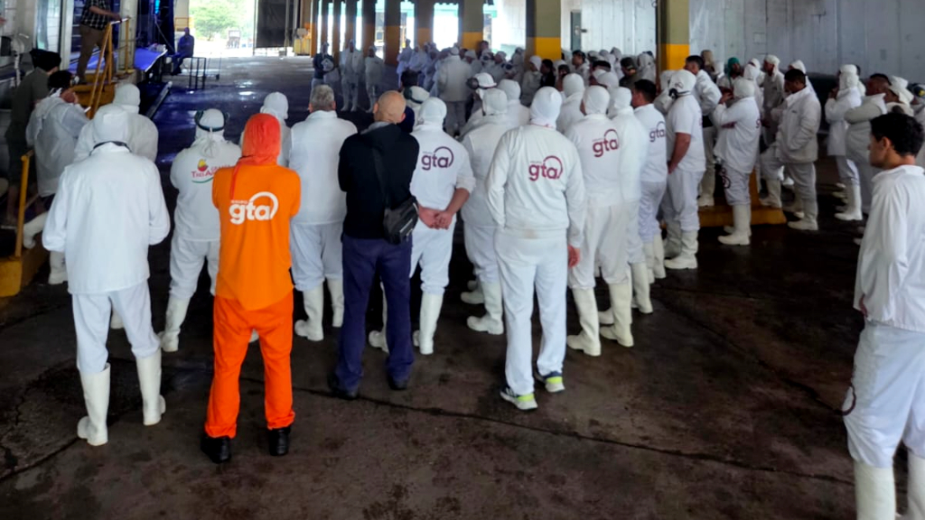 Paro en Tres Arroyos por falta de pago