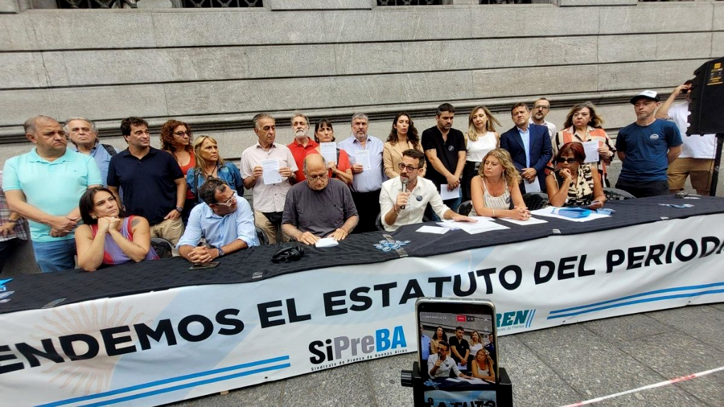 Periodistas y legisladores defendieron el Estatuto del Periodista