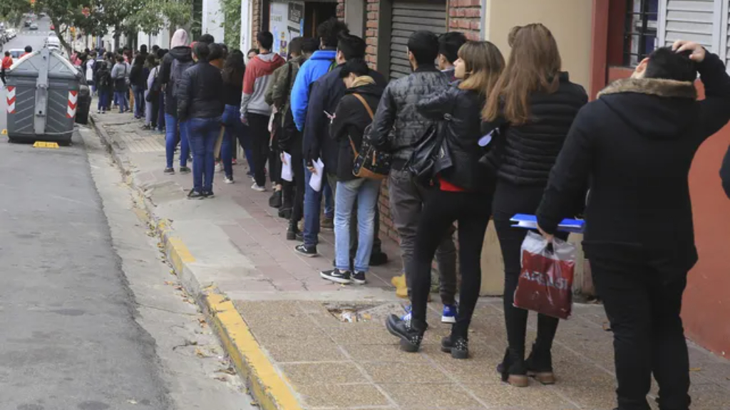 El desempleo en Concordia se disparó un 180% en los dos años de Milei