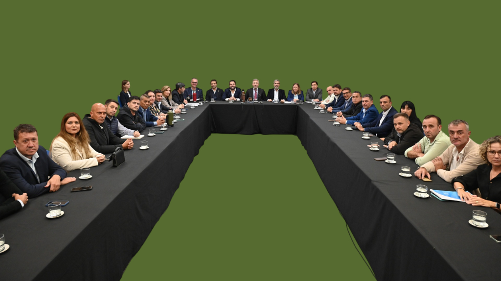 El detrás de escena del encuentro de los intendentes del PJ con Frigerio
