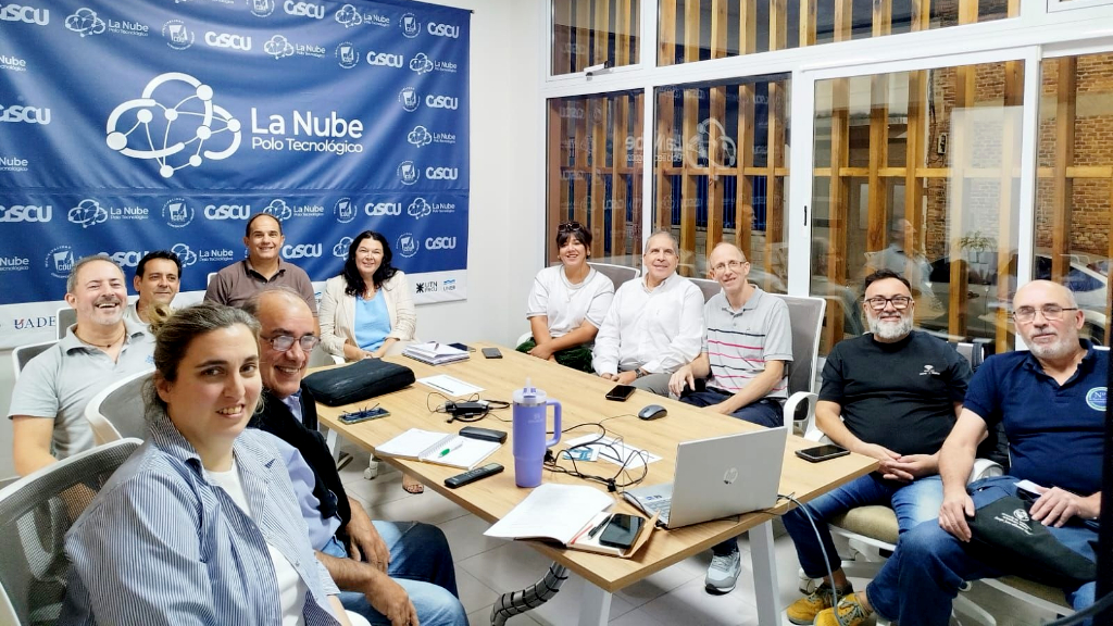 Fortalecen articulación en el polo tecnológico “La Nube”