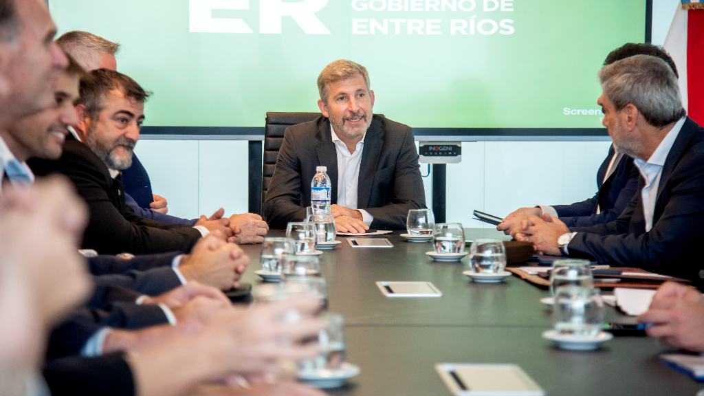 Frigerio con intendentes vecinalistas