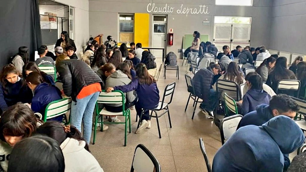 Realizan talleres sobre derechos adolescentes