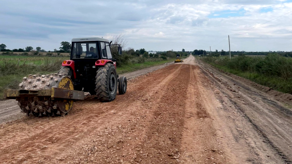 Avanzan las obras viales hacia Colonia Santa Teresita