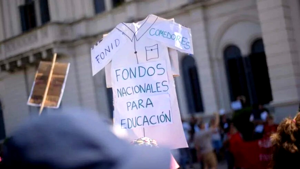 Compensación Salarial Docente: sea por ley
