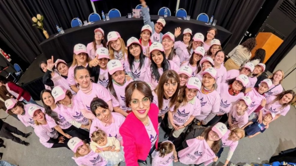 RB (Rebeca Fleitas) desembarcó en Entre Ríos