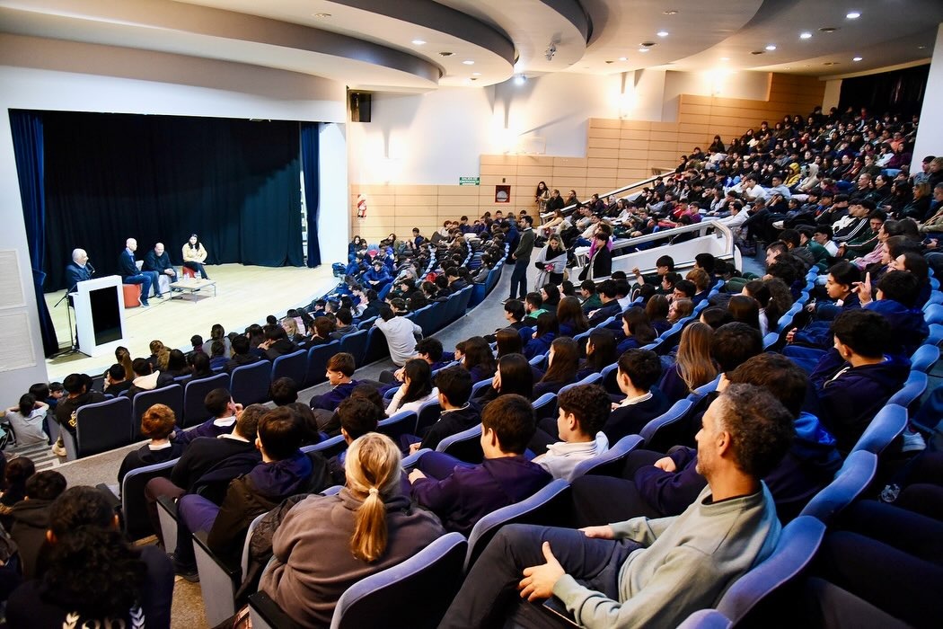 Ludopatía: más de 350 jóvenes participaron de una charla