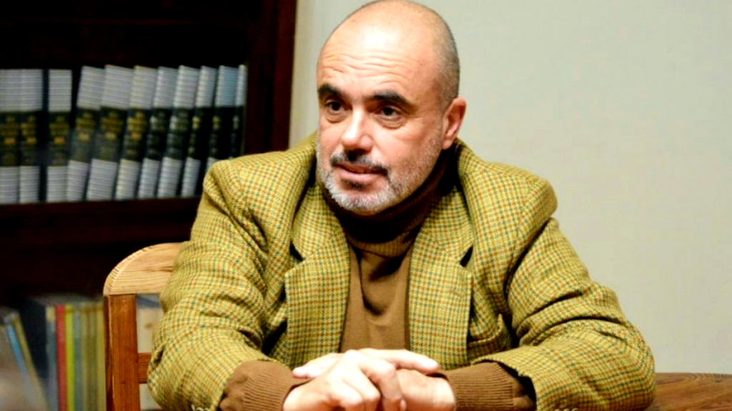 Bagnat defendió la reforma