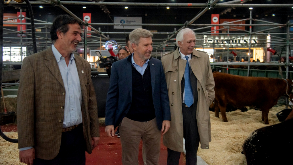 Frigerio presentó un seguro para proteger la producción de maíz