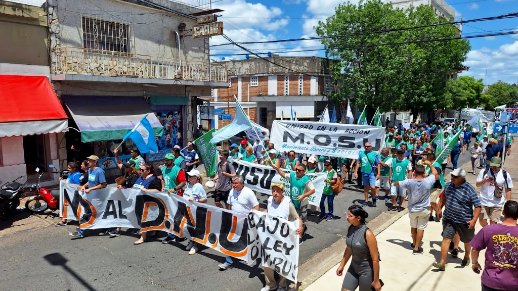 El MOSU cuestionó las políticas nacionales y pidió participación 