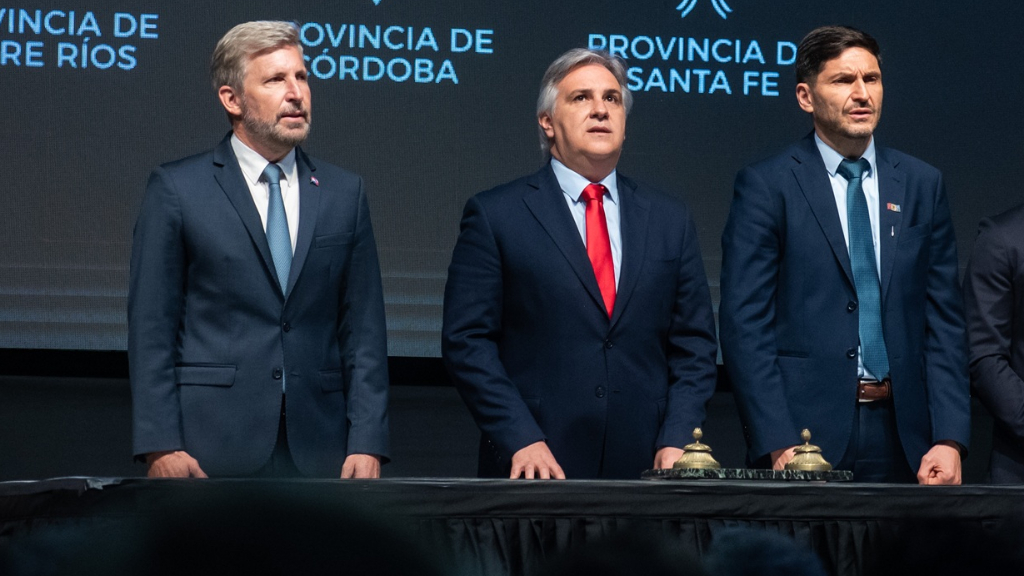 Frigerio asumió la presidencia de la Región Centro