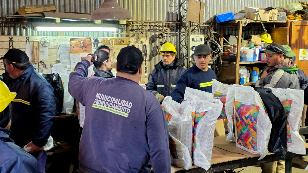 Entregaron calzado de seguridad a municipales