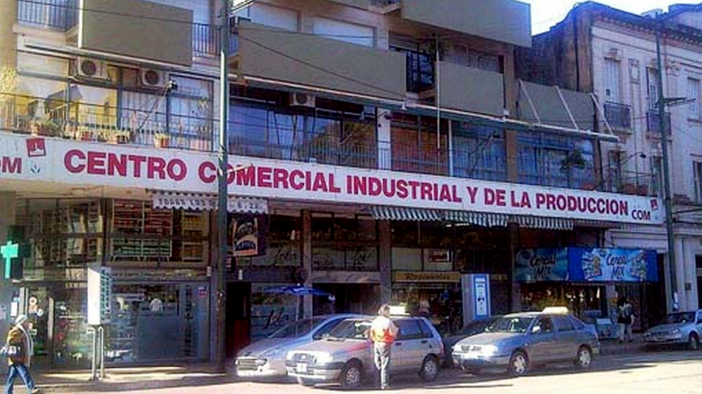 El comercio uruguayense enfrenta una caída brutal del consumo
