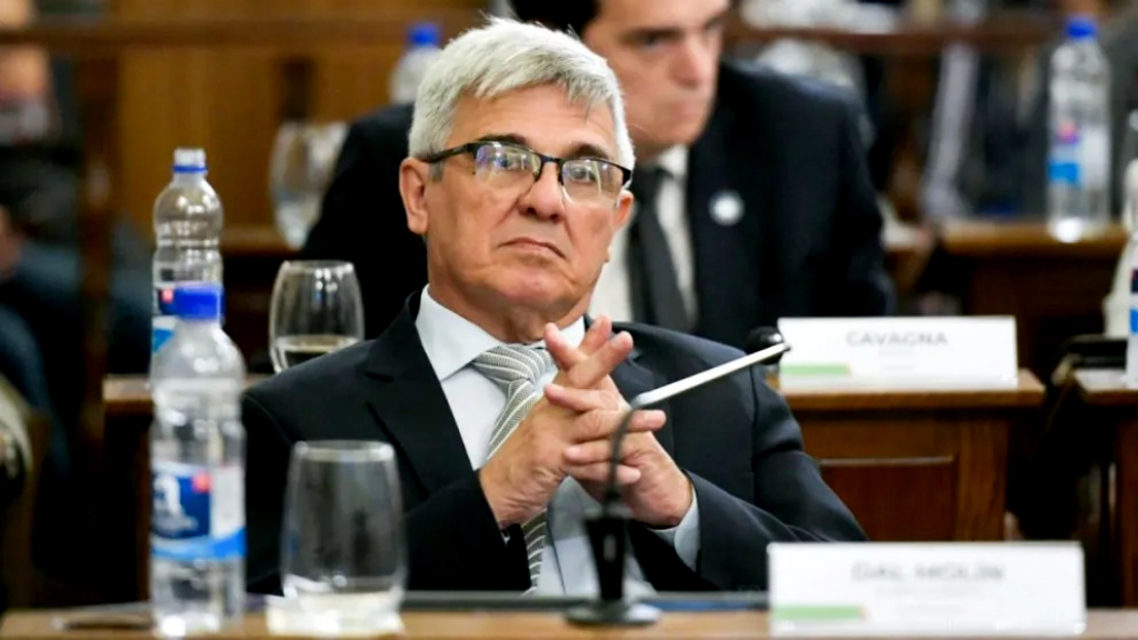 Dal Molin quiere PAS (internas no obligatorias )
