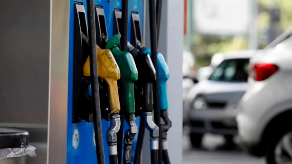 La venta de combustibles cae en la provincia