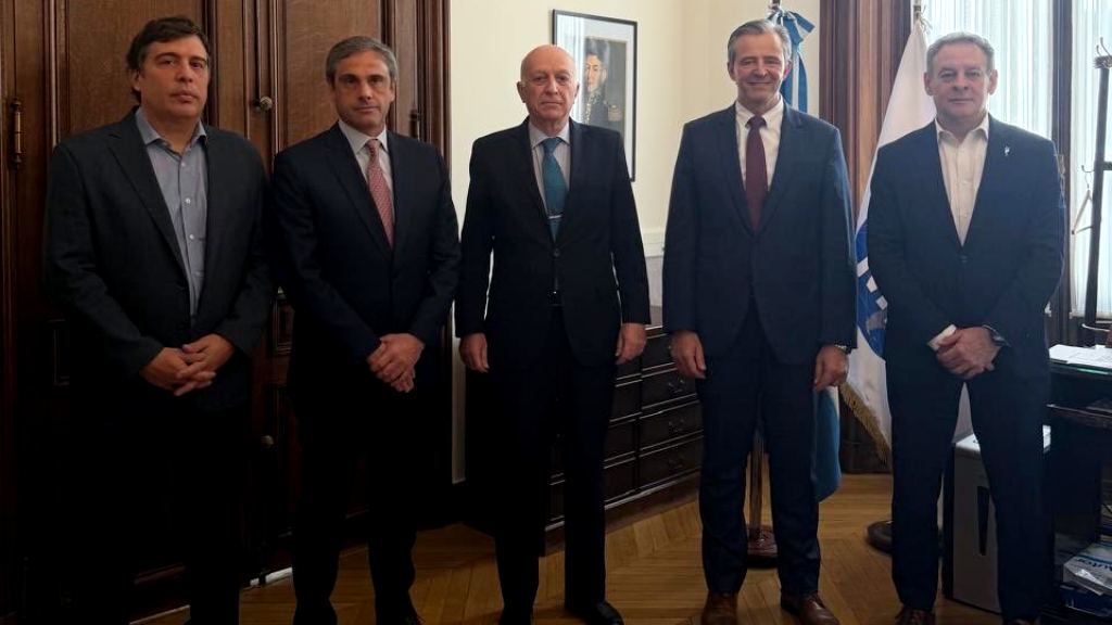 Casal recibió a Michel y Bahl