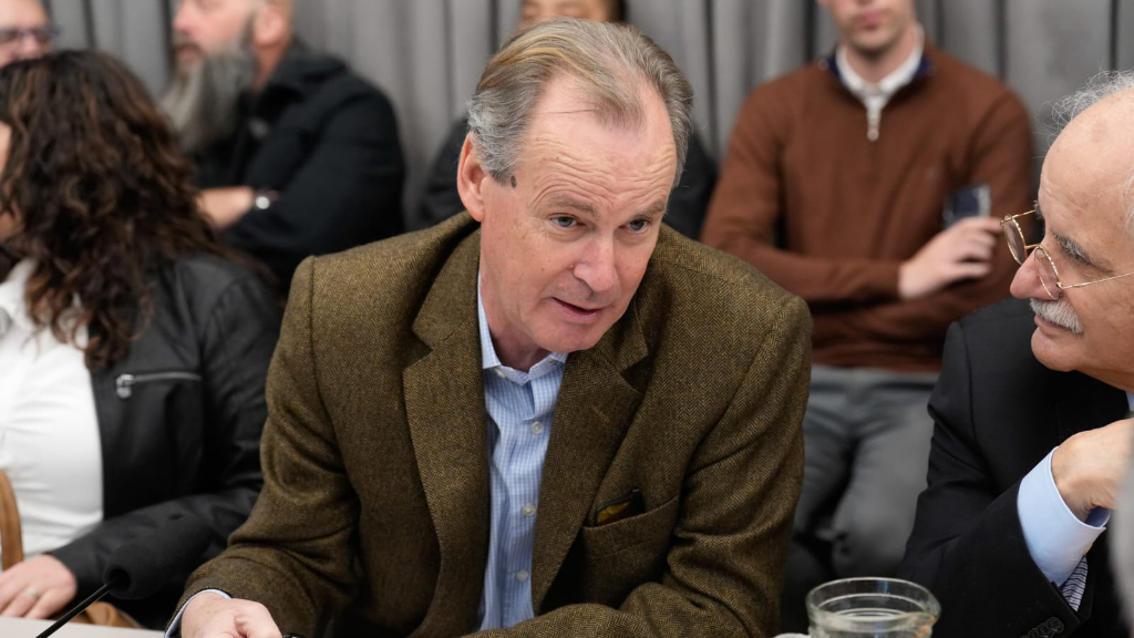 Bordet: “El endeudamiento de las familias no puede seguir esperando”