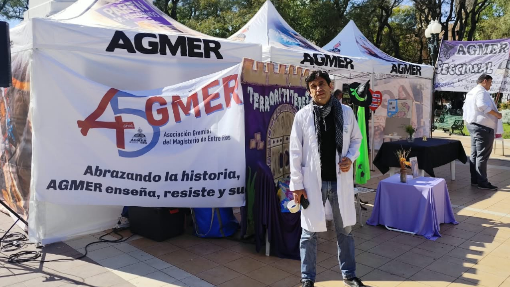 Escuela itinerante de Agmer en reclamo de mejoras en la Educación