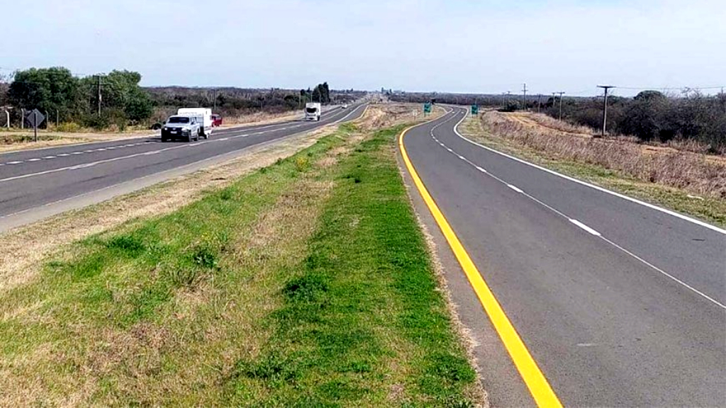 Caputo concesionó 276 kilómetros de rutas en Entre Ríos