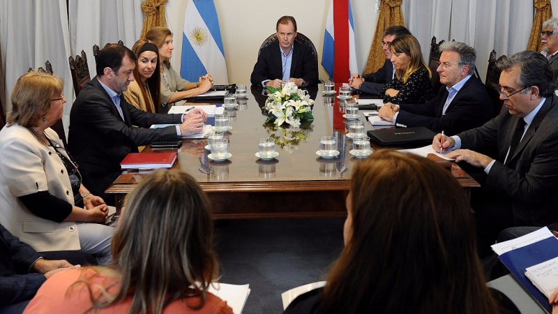 Bordet reunió al nuevo gabinete: 