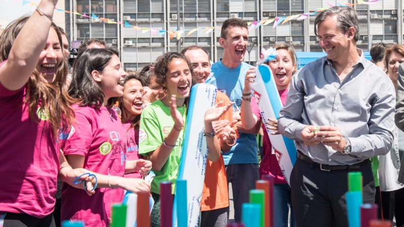 Bahl, con jóvenes de toda la provincia, festejó los 25 años del Senado Juvenil