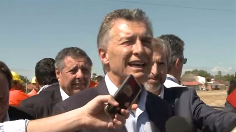 Macri toma deuda por más de 141 mil millones de U$S, pero pide en Entre Ríos 