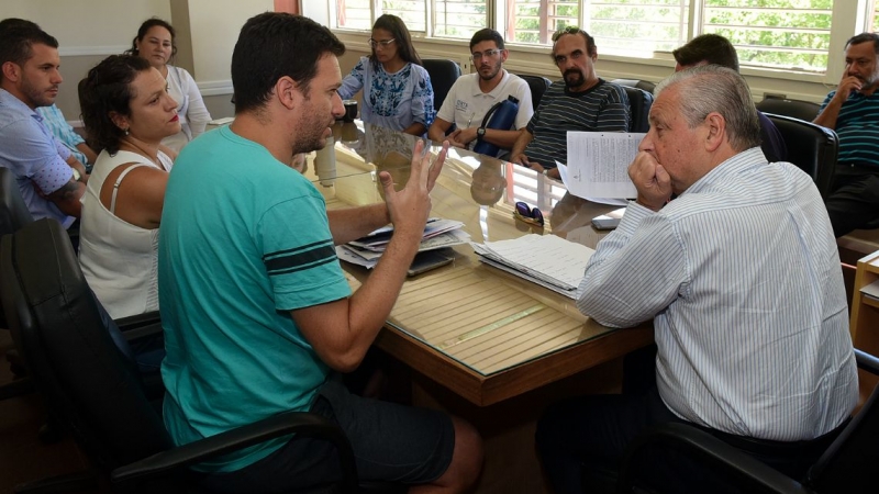 Lauritto bancó a los trabajadores de LT11 