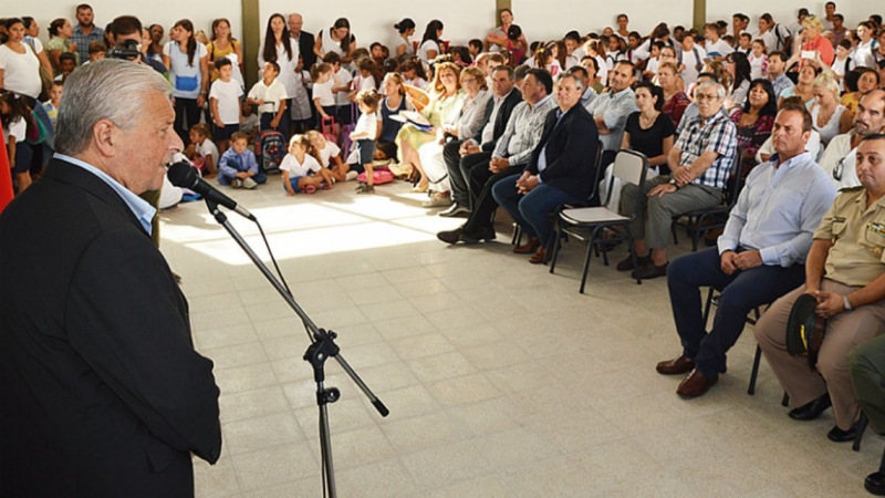 Lauritto abrió el ciclo lectivo: “Necesitamos recuperar el acuerdo familia-escuela”