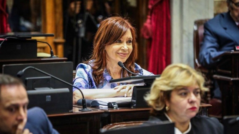 CFK elaboró un proyecto para suspender los tarifazos por dos años