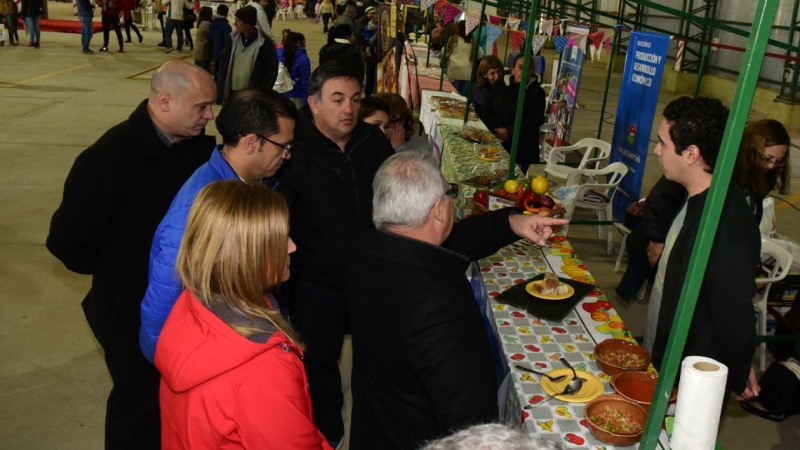 Exitosa Feria de Alimentos Artesanales de  la mano de emprendedores de la provincia