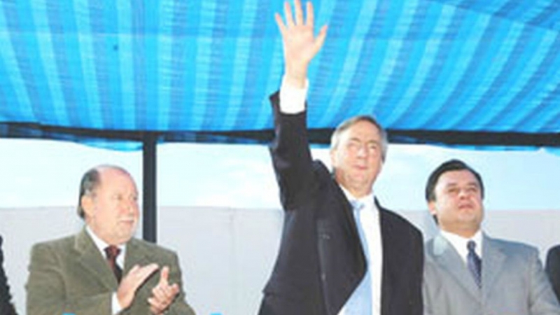 Néstor Kirchner inauguraba la Defensa Sur un día como hoy hace 12 años