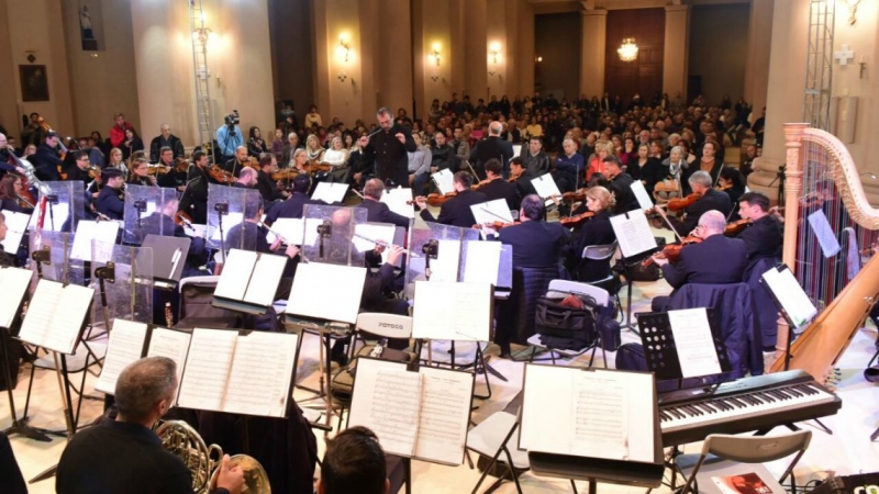 La Orquesta Sinfónica brilló en la Basílica Inmaculada Concepción