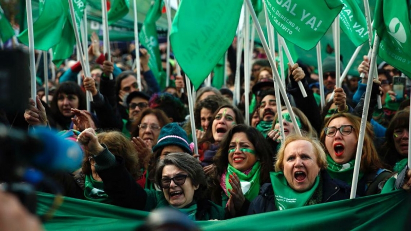 Media sanción para la despenalización del Aborto