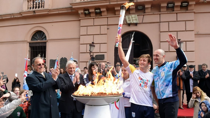 Concepción del Uruguay recibió el  fuego sagrado de la Llama Olímpica