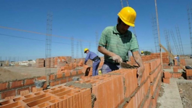 Unos 300 obreros de la construcción quedaron sin trabajo en el Departamento