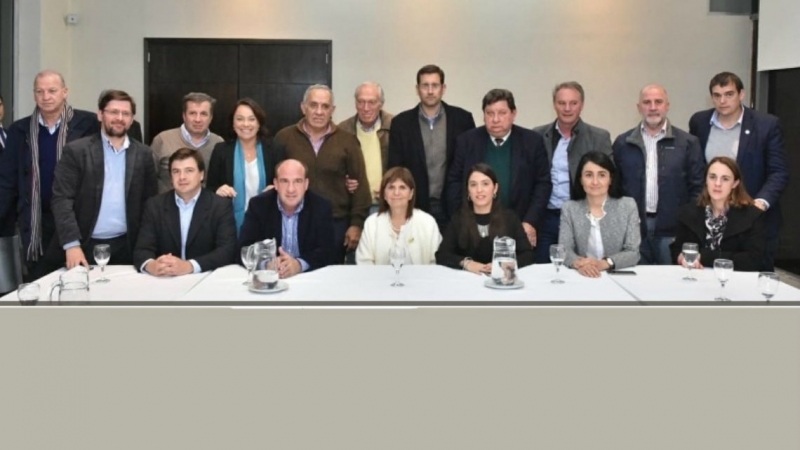 Patricia Bullrich, en Paraná, dejó a Varisco y Gainza afuera de una reunión de Cambiemos