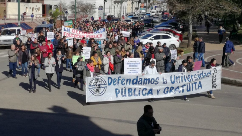 Ante el ajuste en las universidades, movilización no docente en la UNER