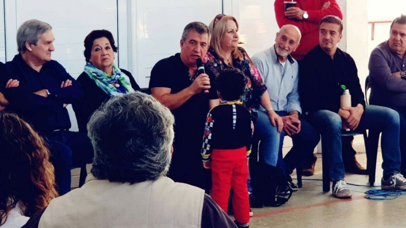 Urribarri comenzó con reuniones en territorios