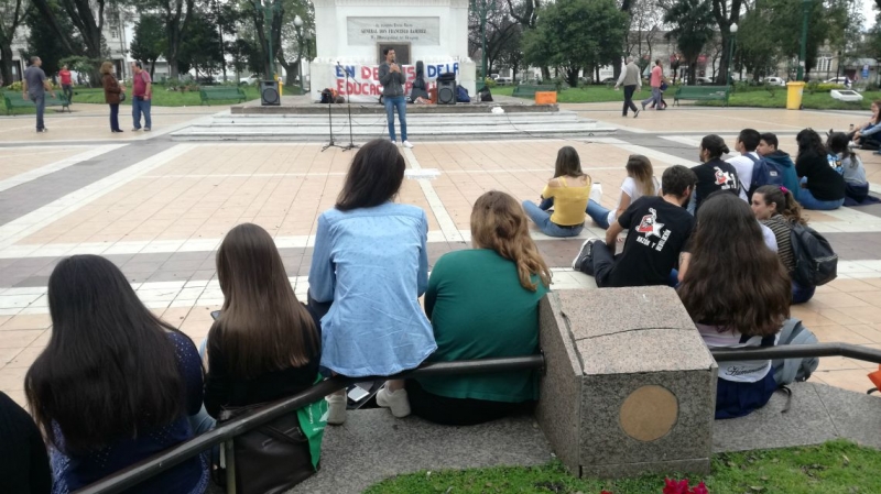 El conflicto por la Educación Pública sigue vigente recordaron los universitarios