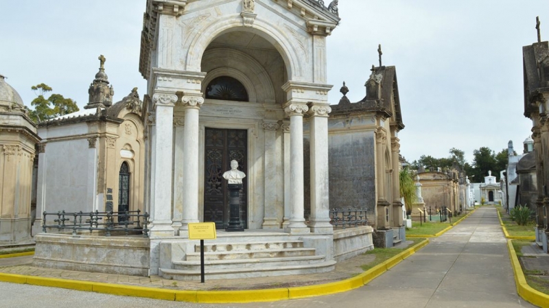 Nuevo horario del cementerio