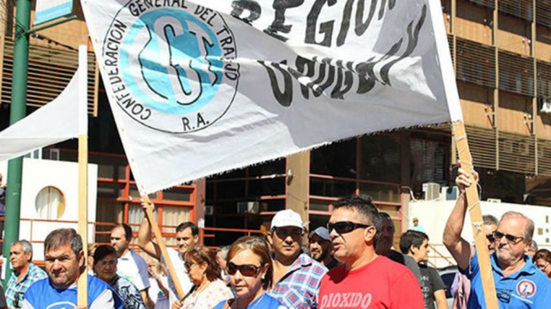 La CGT manifestó su apoyo a la Uocra ante la toma