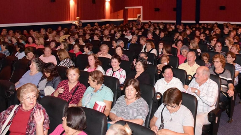 “Los abuelos van al cine” un ciclo que ya supera los 4 mil tickets gratuitos