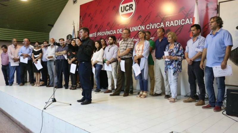 El radicalismo quiere que Bordet defina la fecha de votación