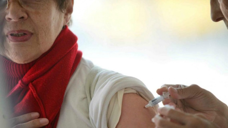 Vacunación antigripal para adultos mayores: comienza el 1 de abril