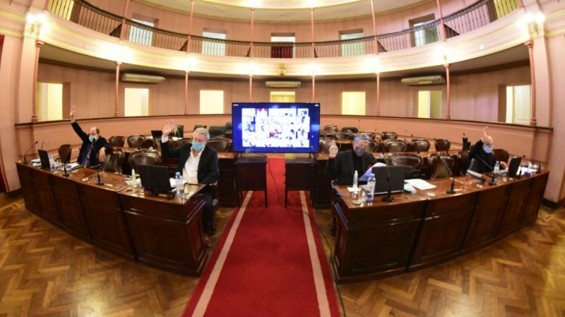 Giano adhirió a la extensión de la cuarentena y se extiende el receso en diputados