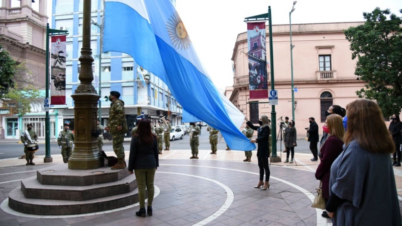 Se honraron a Belgrano y al Pabellón Nacional